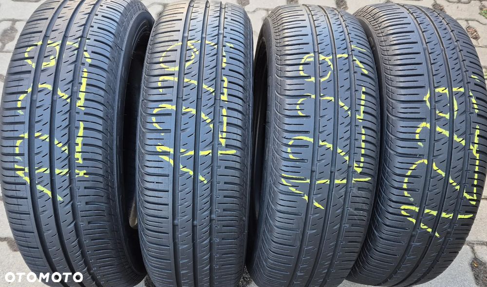4x 175/70R14 Pirelli Cinturato P4 - 1