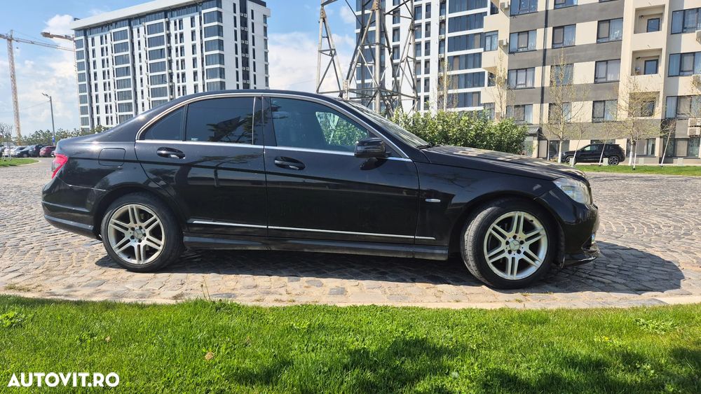Mercedes-Benz C - 4