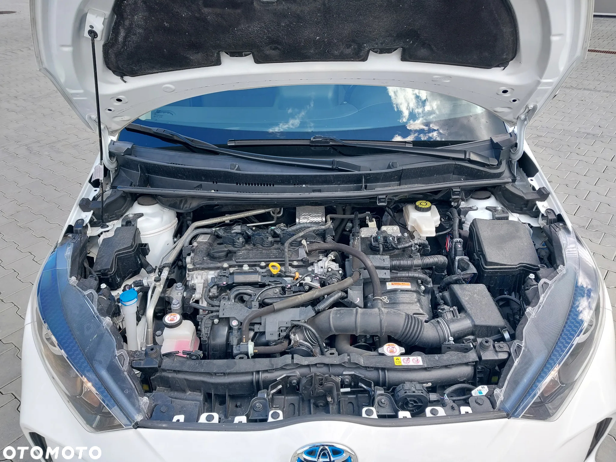 Toyota Yaris Hybrid 1.5 Comfort - 29