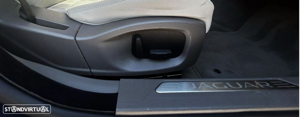 Jaguar XE 20d Aut. Prestige - 39