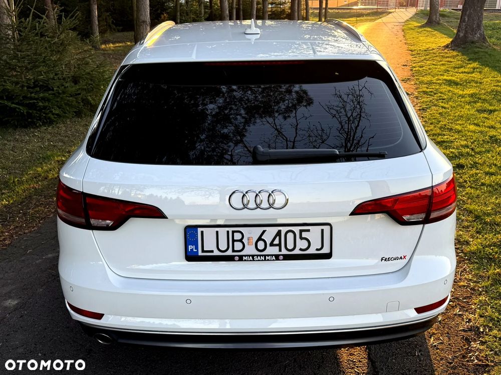 Audi A4 Avant 2.0 TDI quattro sport - 14