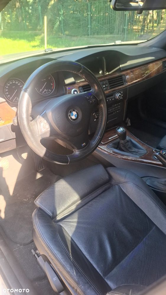 BMW Seria 3 330d - 17