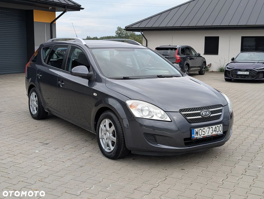 Kia Ceed - 19