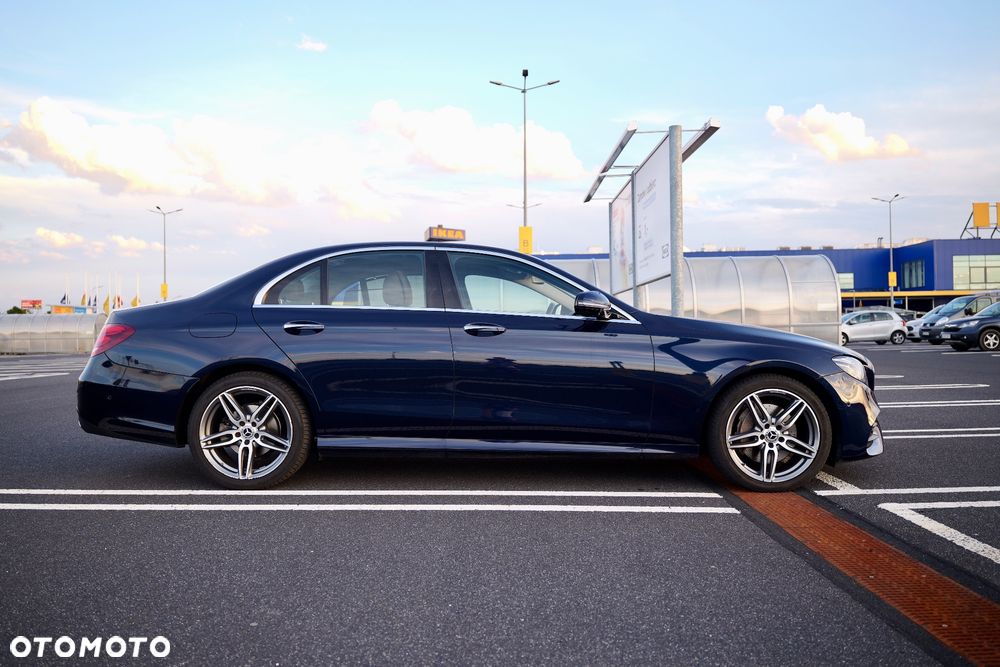 Mercedes-Benz Klasa E 220 d 4-Matic 9G-TRONIC - 6