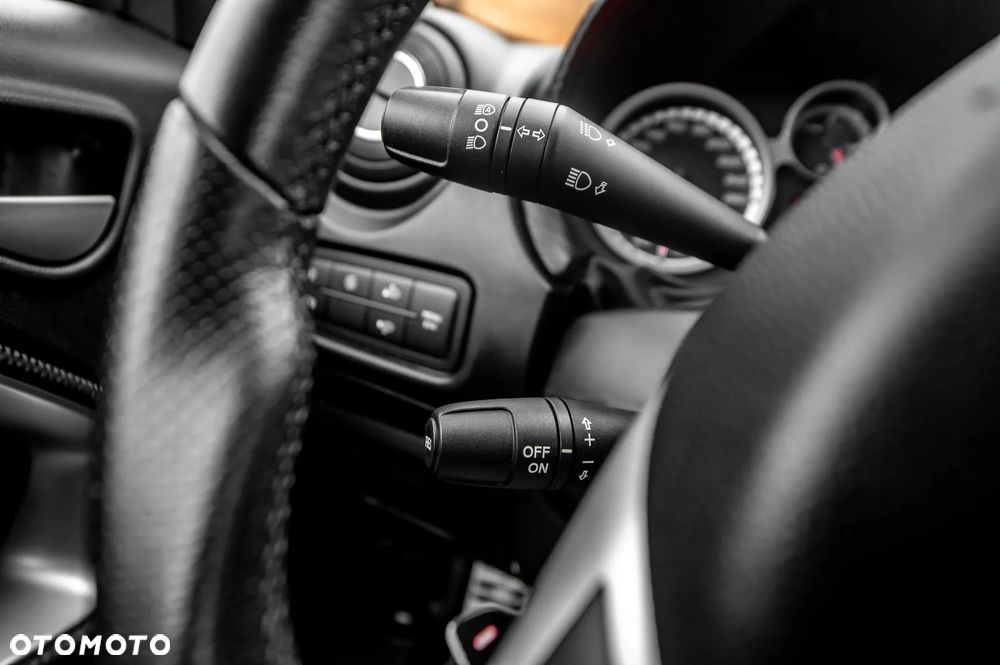 Alfa Romeo Mito TB 1.4 16V MultiAir TCT Super - 26