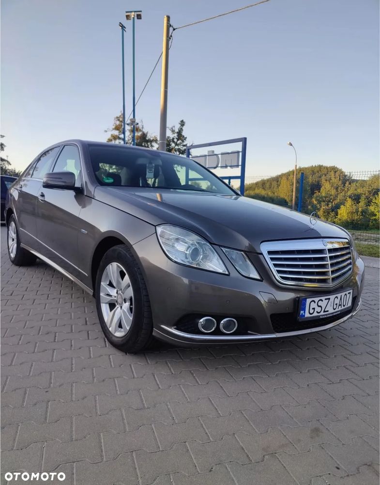 Mercedes-Benz Klasa E 250 CDI DPF BlueEFFICIENCY Automatik Elegance - 7