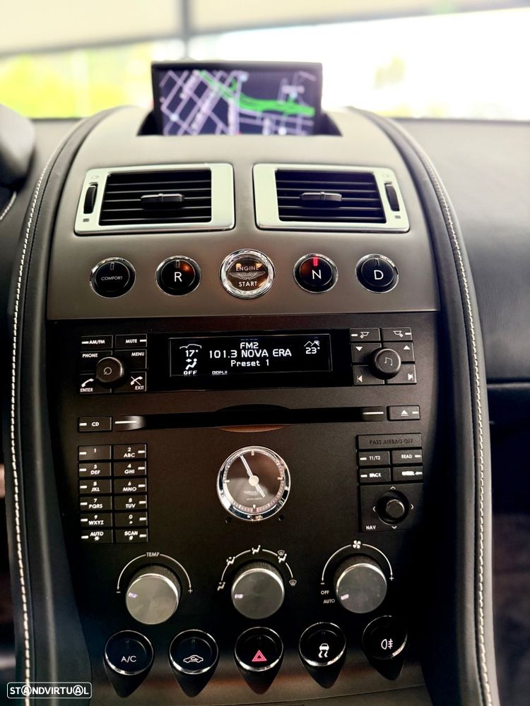 Aston Martin Vantage Coupe V8 Sportshift - 12