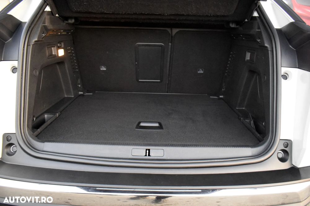 Peugeot 3008 BlueHDi 130 Stop & Start EAT8 Allure - 32