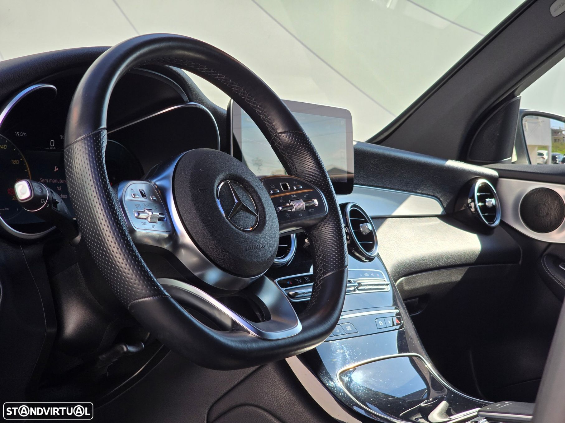Mercedes-Benz GLC 300 de 4Matic - 12