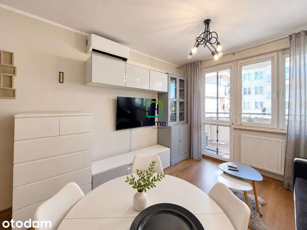 2 pokoje z balkonem i klimatyzacją | 41 m²