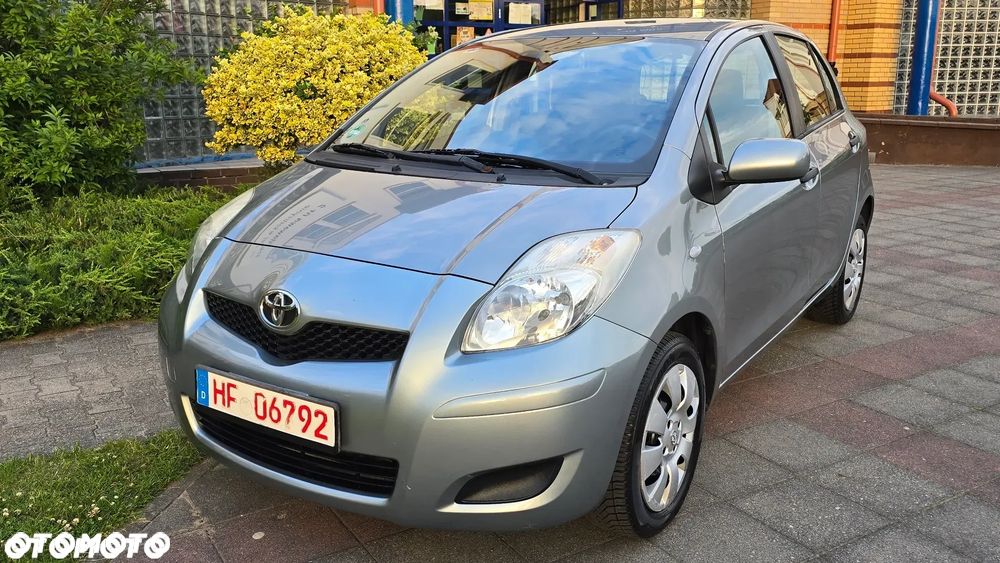 Toyota Yaris - 2