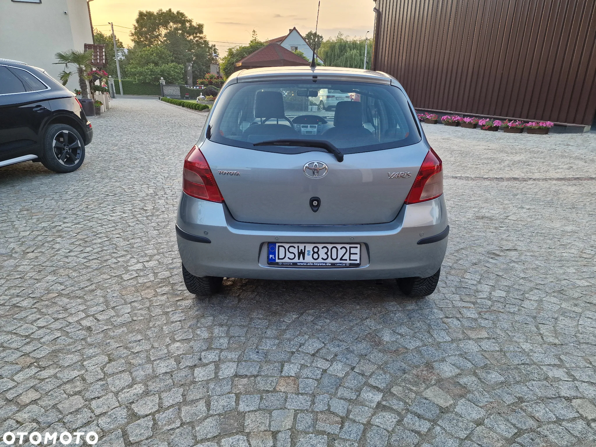 Toyota Yaris 1.3 VVT-i Executive - 6