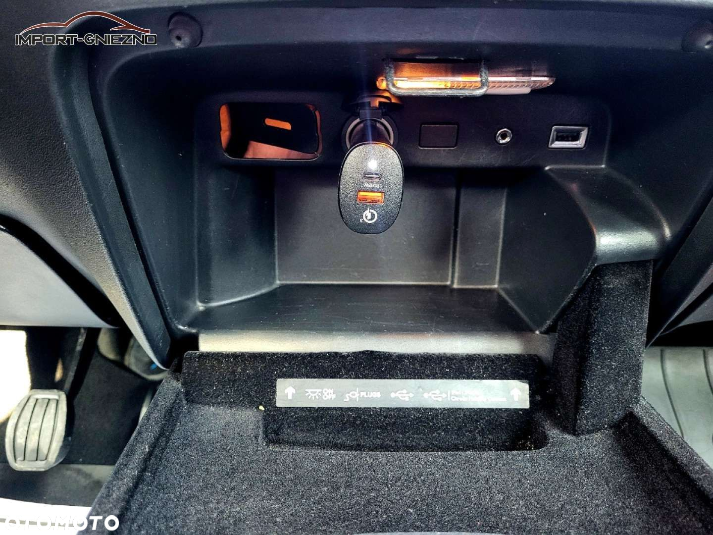 Citroën C4 Grand Picasso - 13
