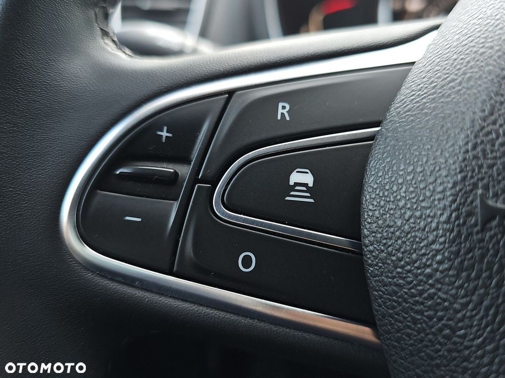 Renault Scenic - 16