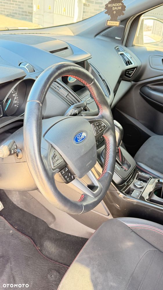 Ford Kuga 2.0 EcoBoost 4x4 ST-Line - 37