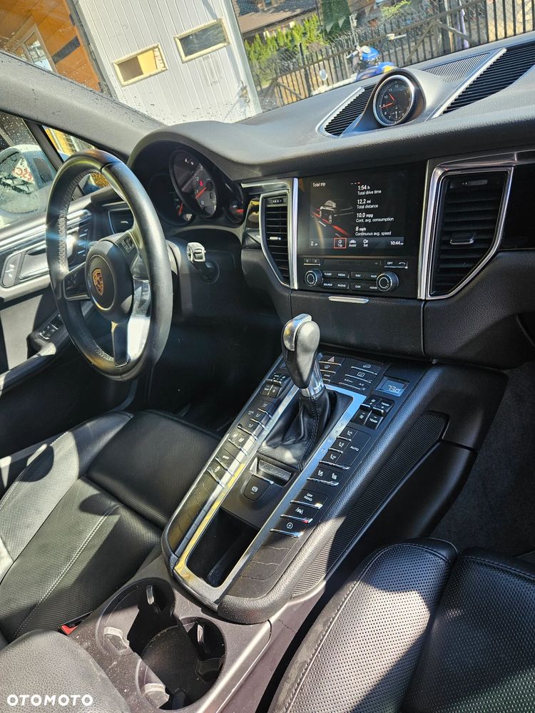 Porsche Macan S - 6