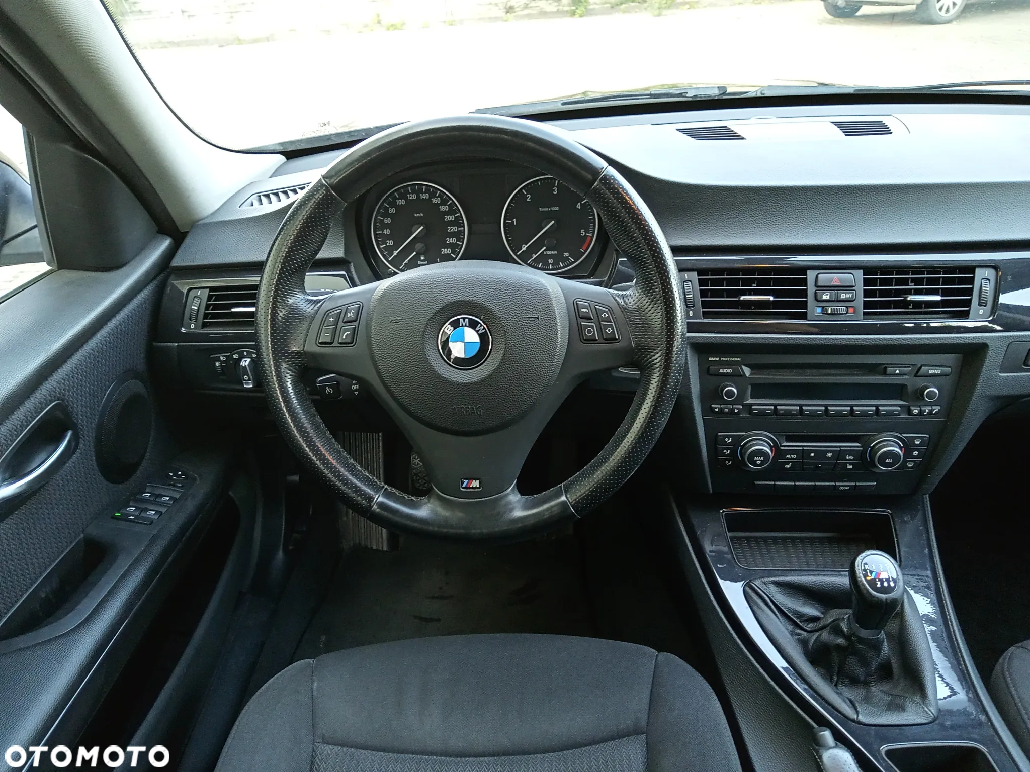 BMW Seria 3 318d DPF Touring - 7