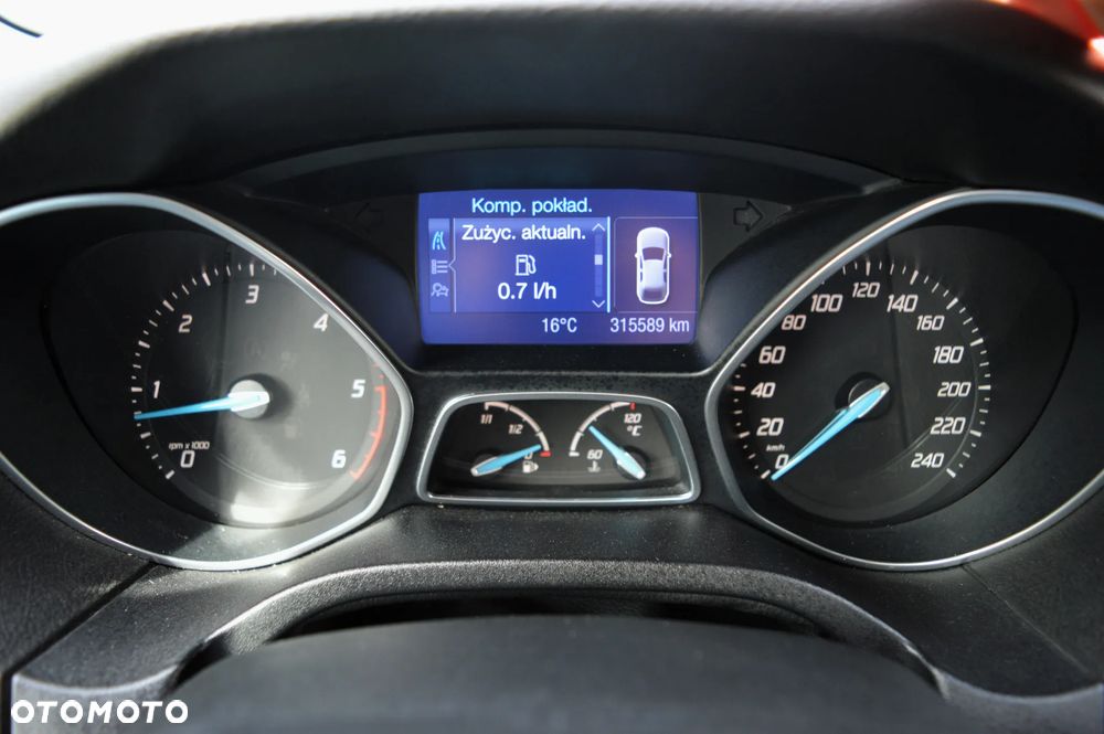 Ford Focus 2.0 TDCi DPF Titanium - 40