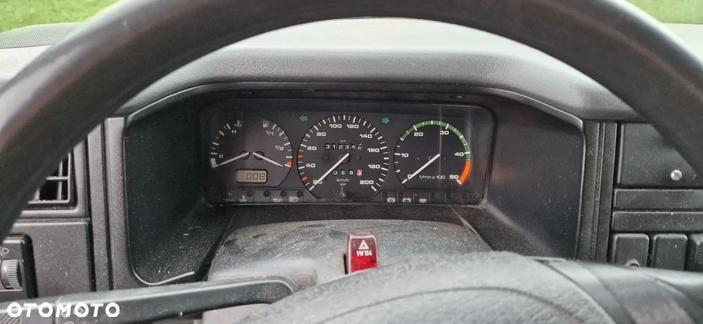 Volkswagen Multivan - 19