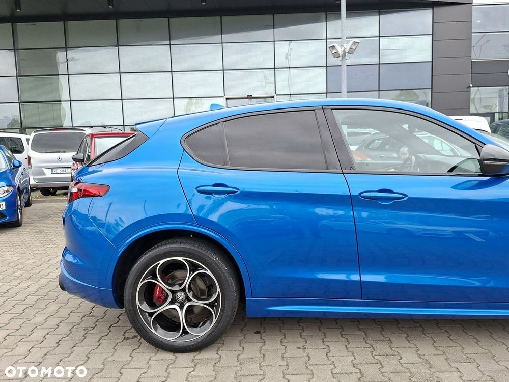 Alfa Romeo Stelvio - 18