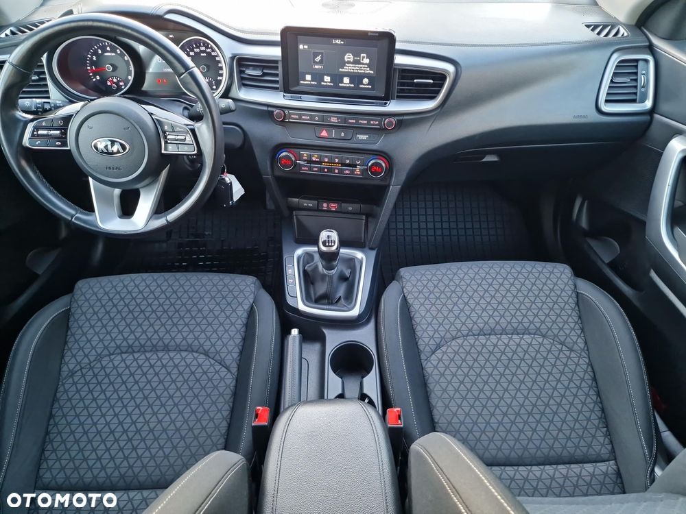 Kia Ceed 1.4 T-GDI L - 10