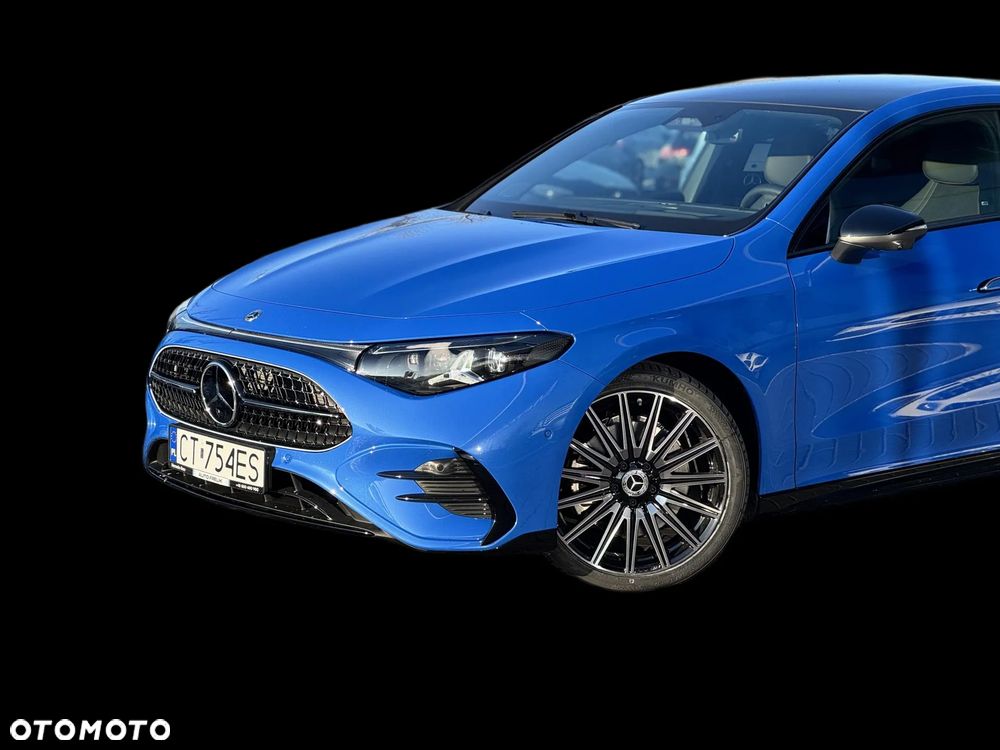 Mercedes-Benz CLA 220 4Matic - 8