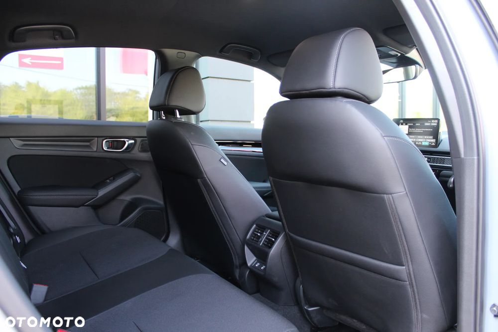 Honda Civic 2.0 i-MMD Sport CVT - 18