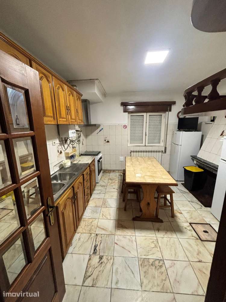 Quarto Individual em Moradia Isolada em Mirandela - Grande imagem: 4/7