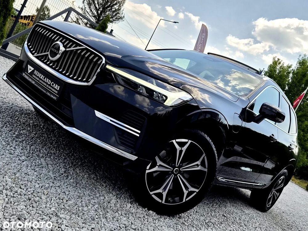 Volvo XC 60 T6 Plug-In Hybrid AWD Plus Bright - 3