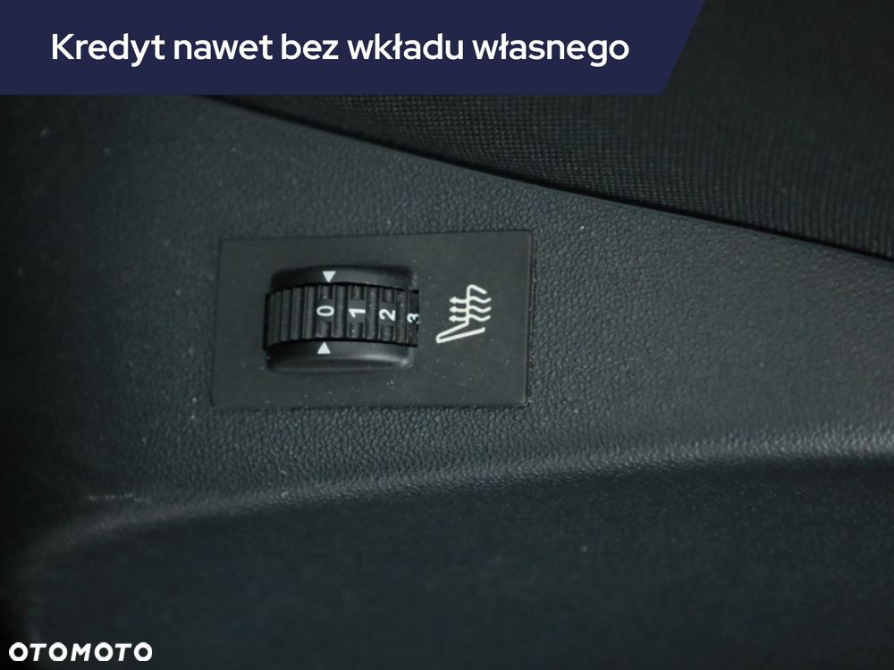 Peugeot 208 - 11