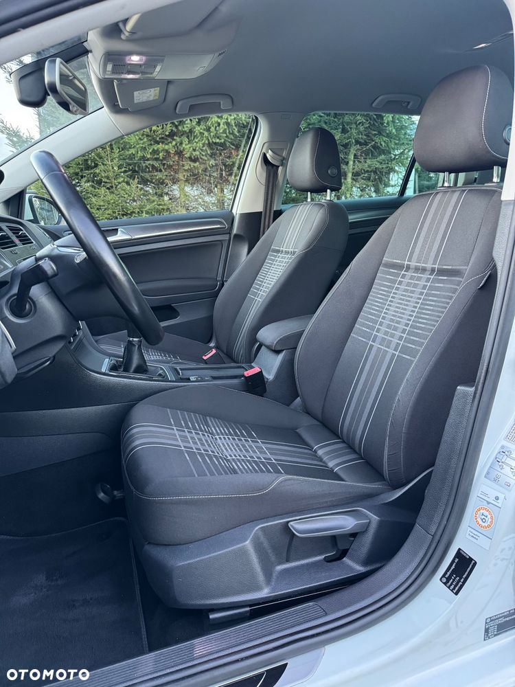 Volkswagen Golf 1.6 TDI BlueMotion Technology Lounge - 15