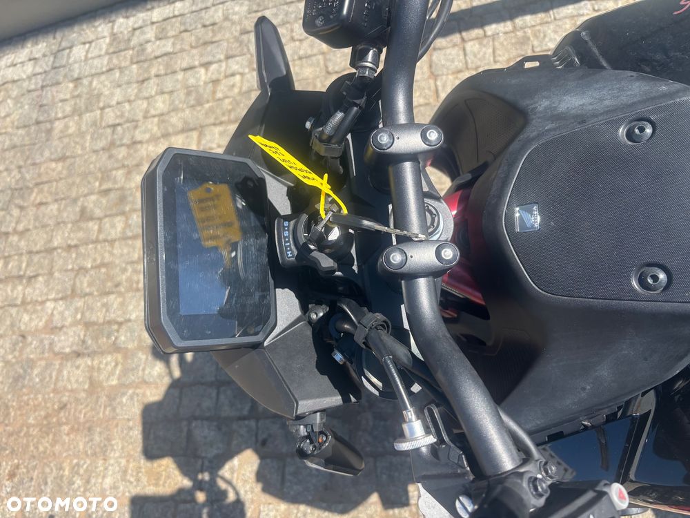 Honda Hornet - 6