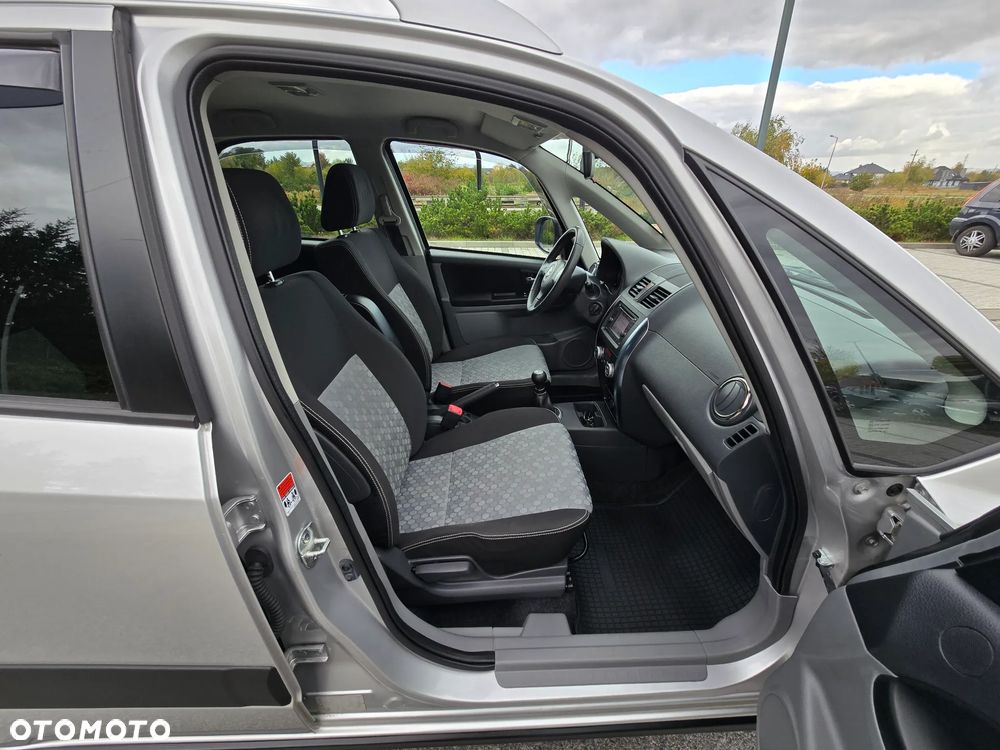 Suzuki SX4 - 14