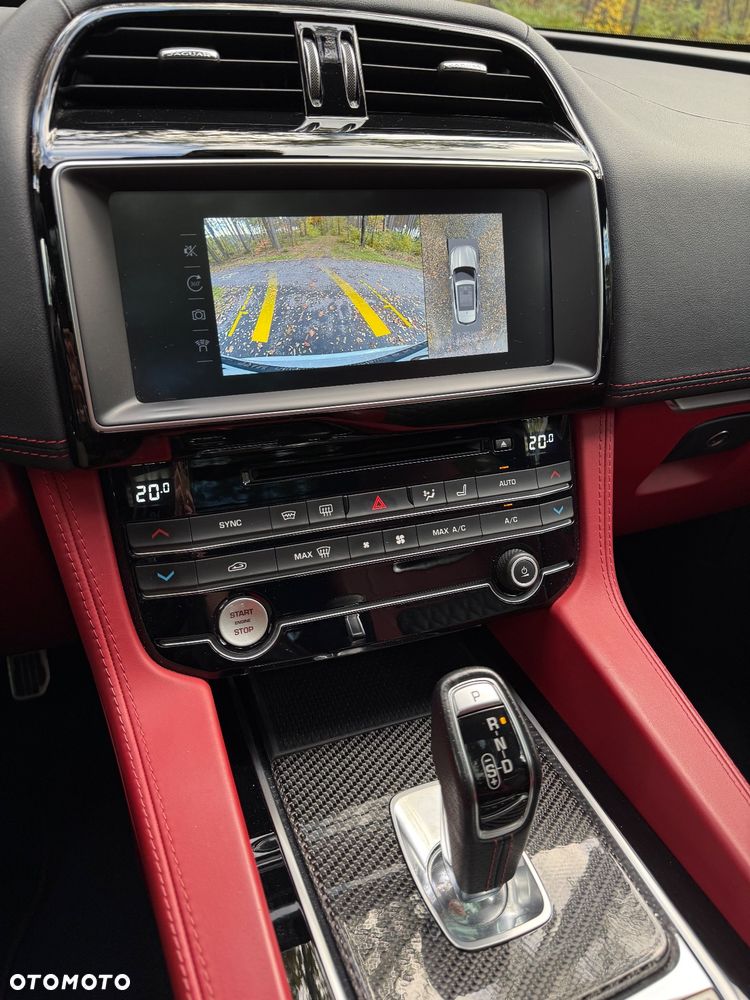 Jaguar F-Pace 5.0 V8 S/C AWD SVR - 26