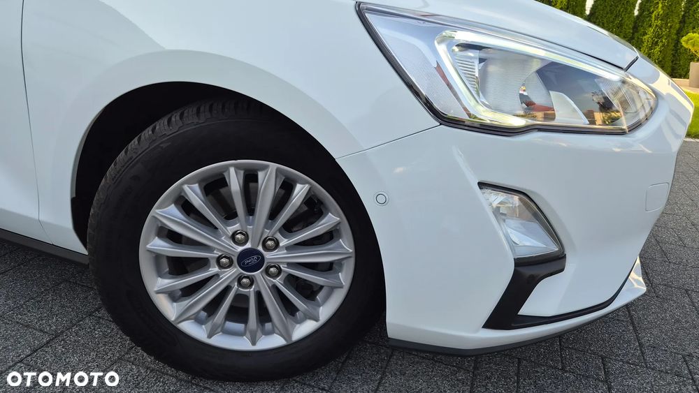 Ford Focus 1.5 EcoBlue Start-Stopp-System TITANIUM DESIGN - 33