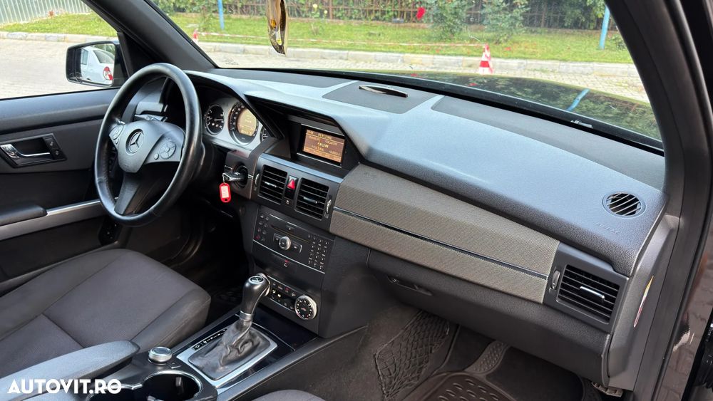 Mercedes-Benz GLK - 6