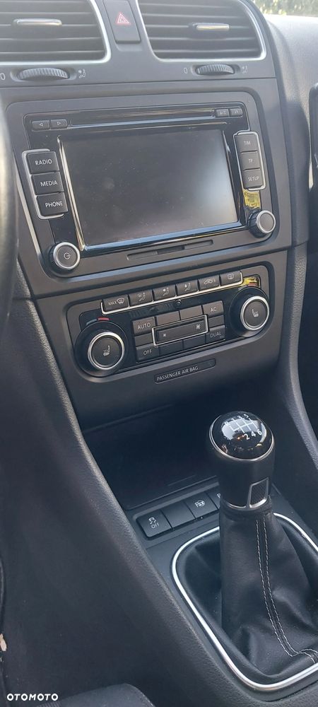 Volkswagen Golf - 8