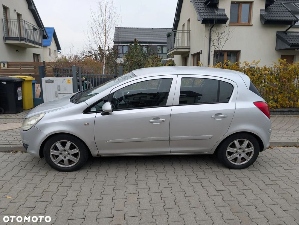 Opel Corsa 1.2 16V Essentia Easytronic - 1
