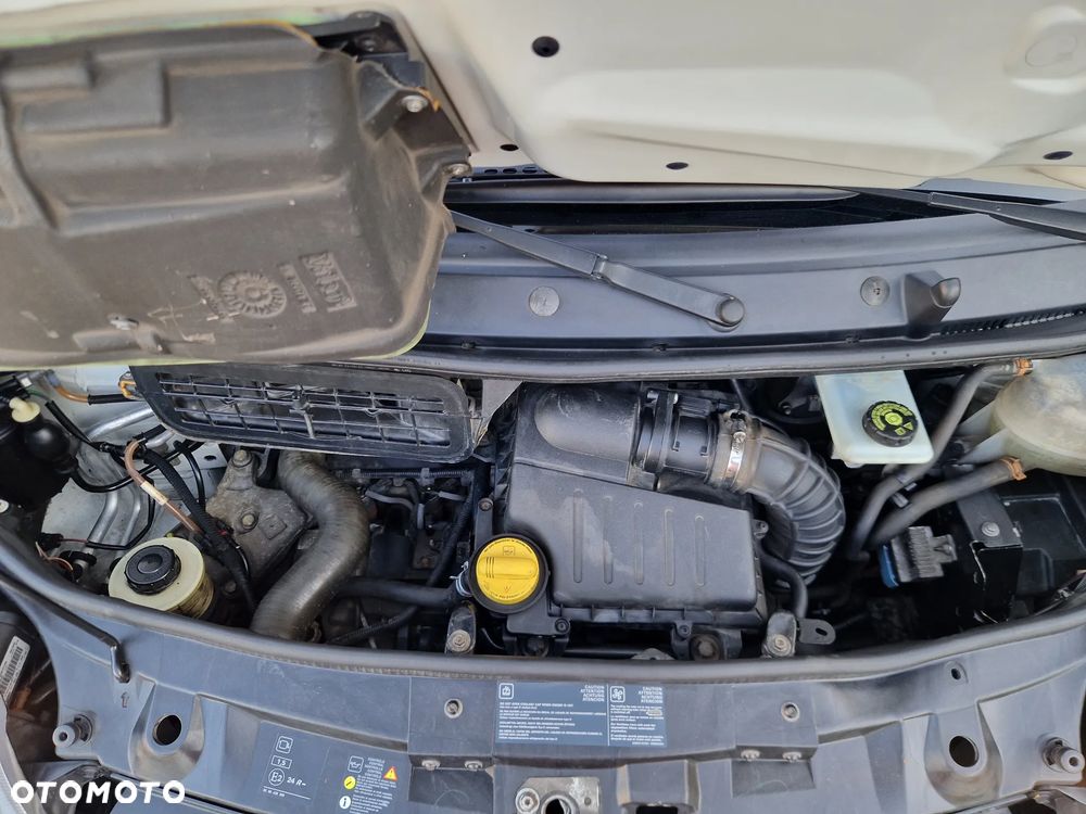 Renault TRAFIC - 35