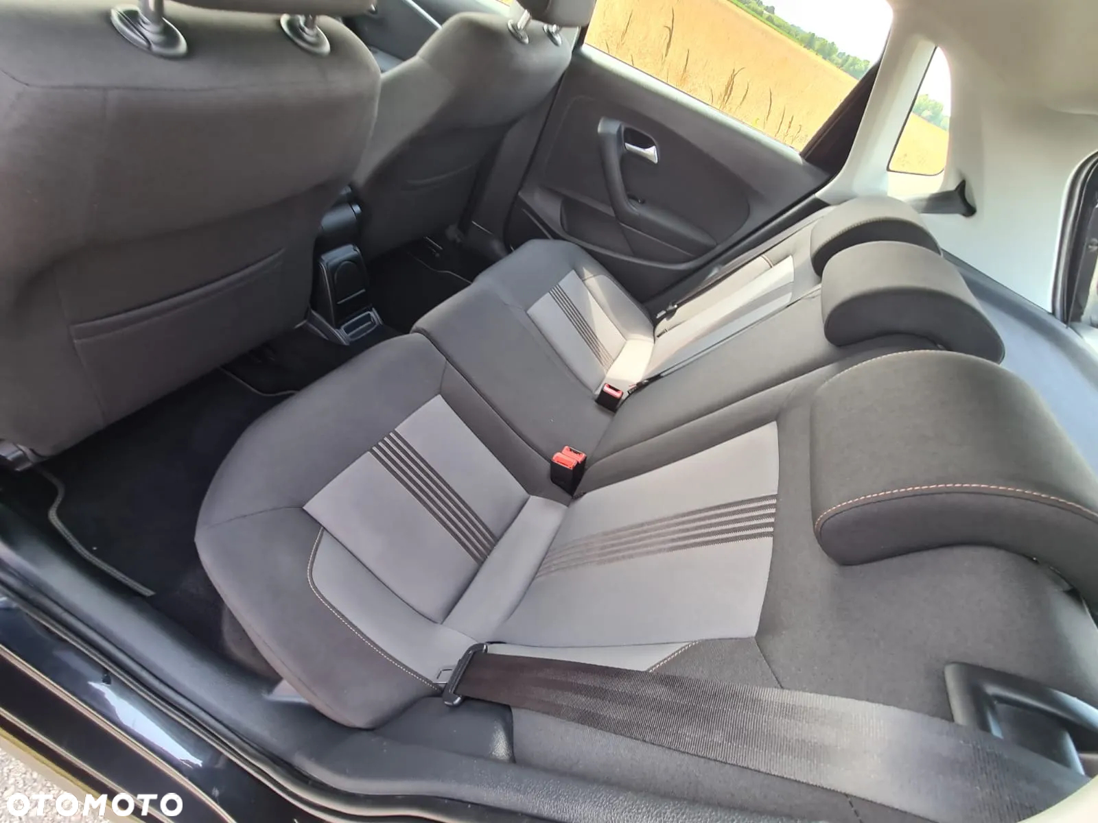 Volkswagen Polo 1.2 TSI Blue Motion Technology Allstar - 23