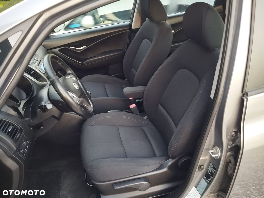 Hyundai ix20 1.4 CRDi Style - 11