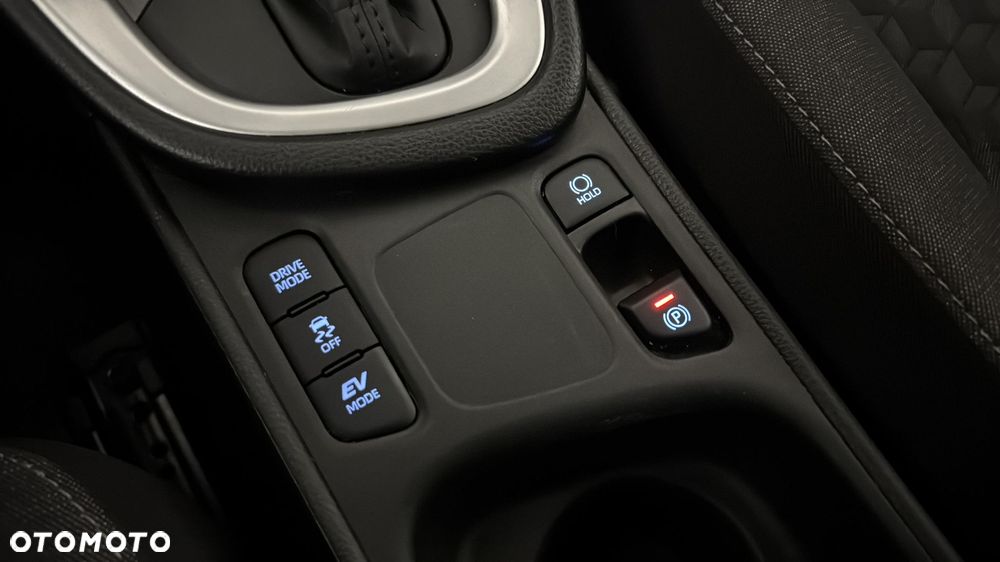 Toyota Yaris Hybrid 1.5 Comfort - 28