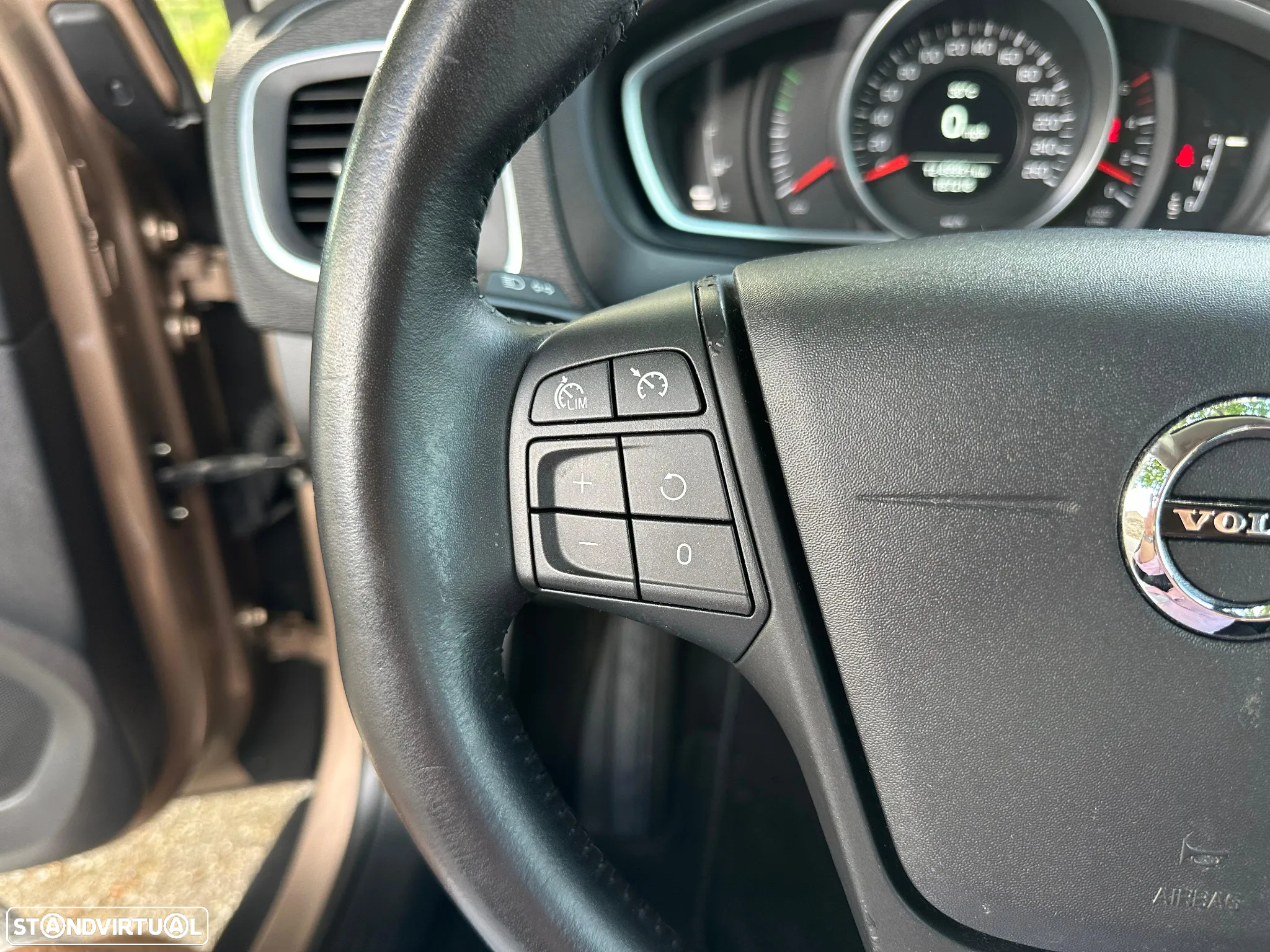 Volvo V40 Cross Country 2.0 D2 Pro Geartronic - 21