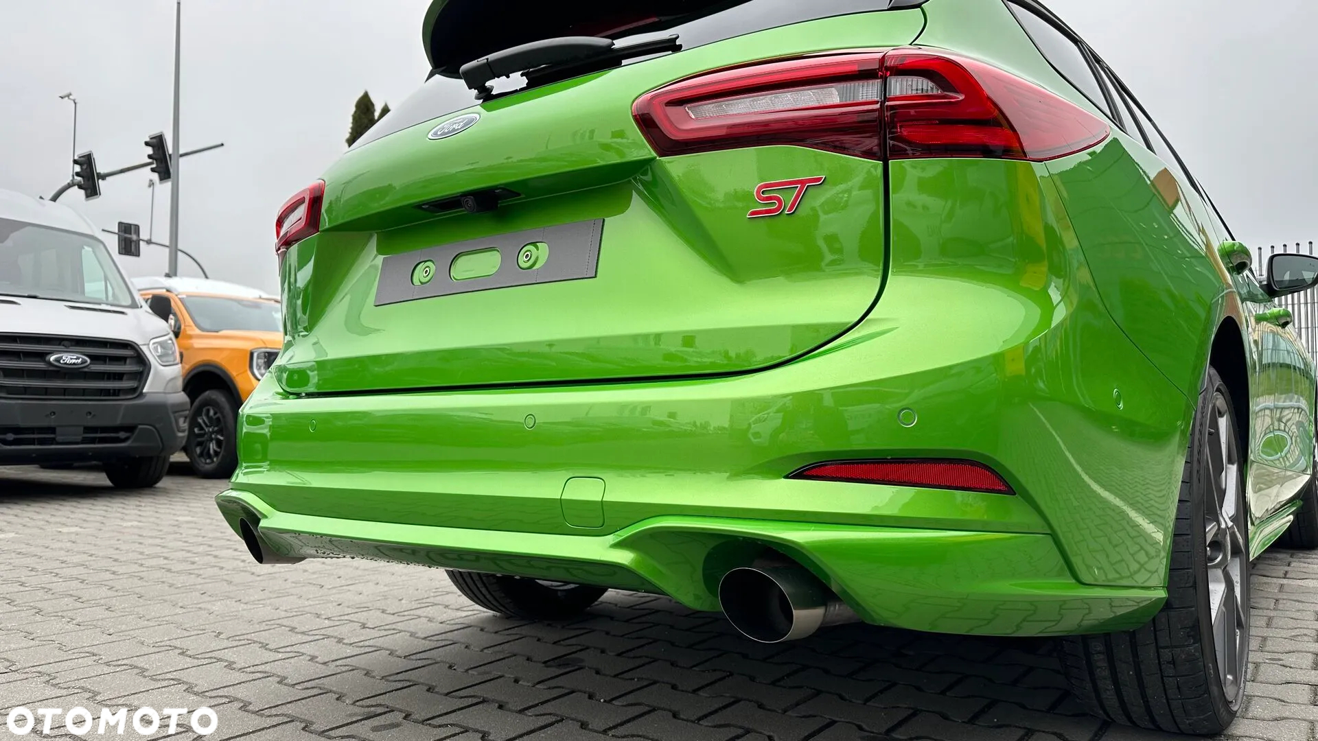 Ford Focus 2.3 EcoBoost ST X - 26