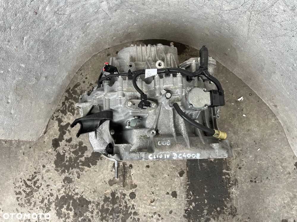 SKRZYNIA BIEGÓW AUTOMAT AUTOMATYCZNA STEROWNIK RENAULT CLIO IV KANGOO II III DC4008 DC4 008 SUPER STAN Z AUTA O PRZEBIEGU 37000km - 2