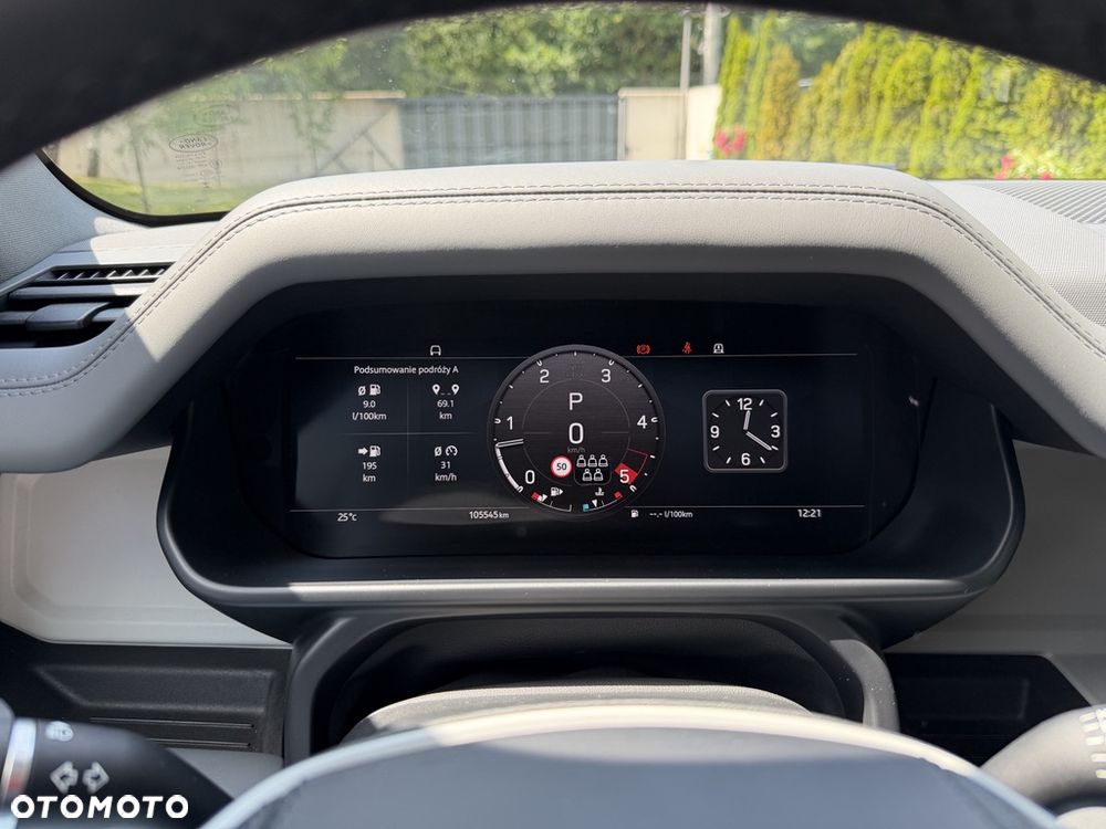 Land Rover Defender 3.0 D300 mHEV X-Dynamic HSE - 13