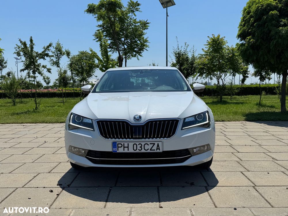 Skoda Superb 2.0 TDI Style - 2