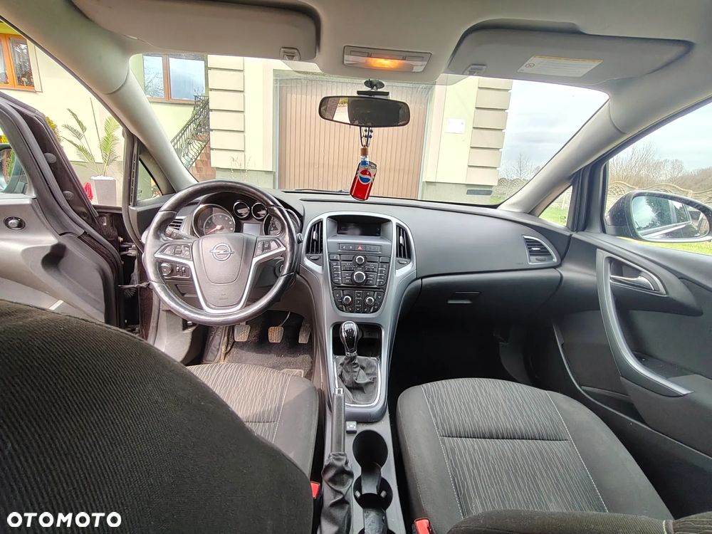 Opel Astra 1.6 Enjoy - 12