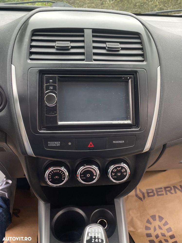 Mitsubishi ASX 1.8 DI-D 2WD Intense - 13