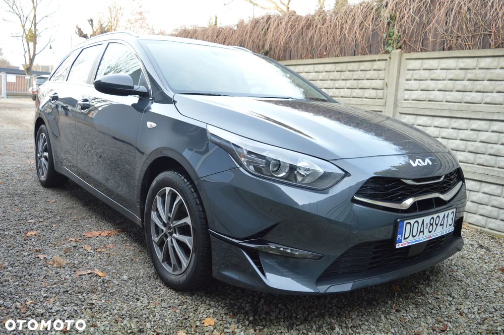 Kia Ceed 1.5 T-GDI Business Line Plus DCT - 11